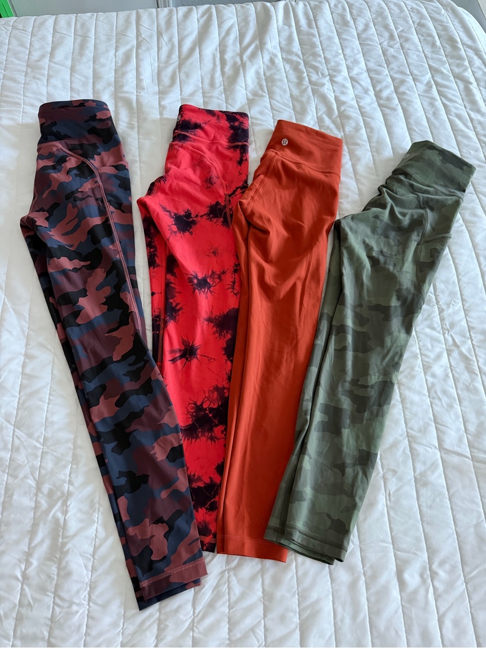 4 pc bundle lululemon sz4 leggings